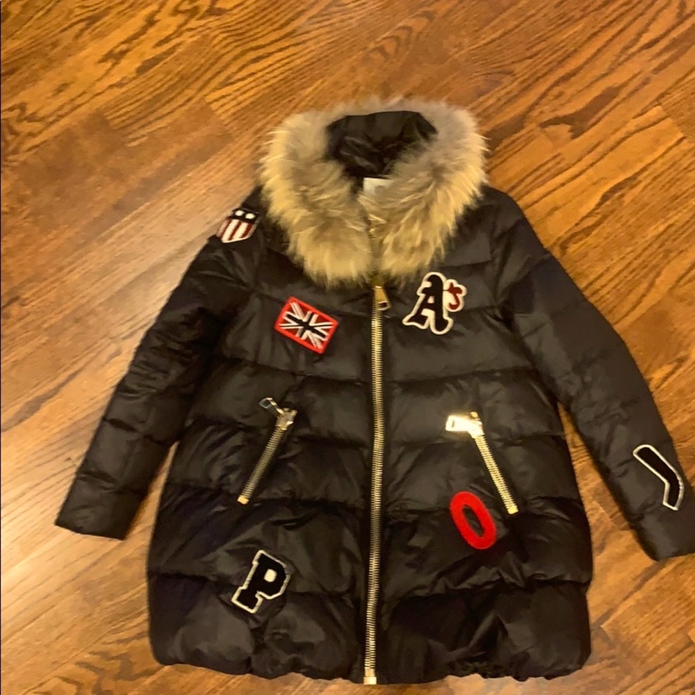 Unique puffer with real fur